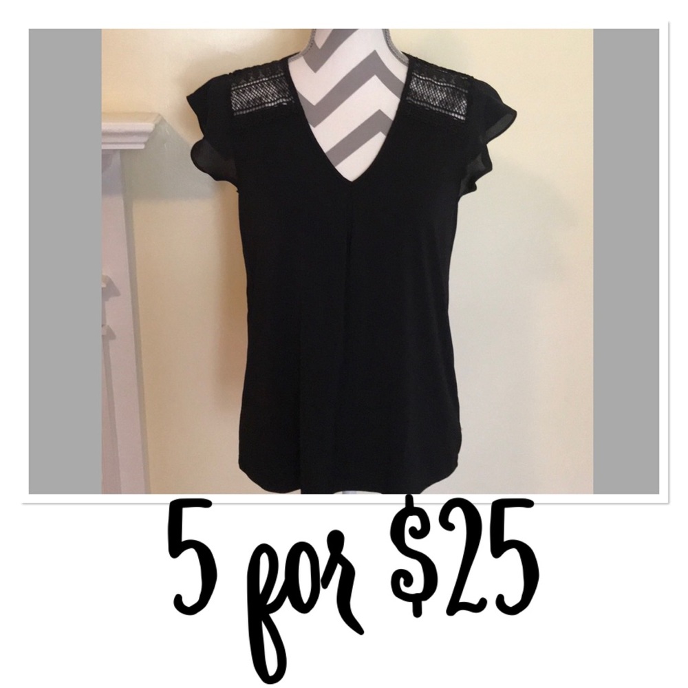 🚨CLOSET CLOSING🚨 The Limited Black Short Flutter Sleeve Blouse